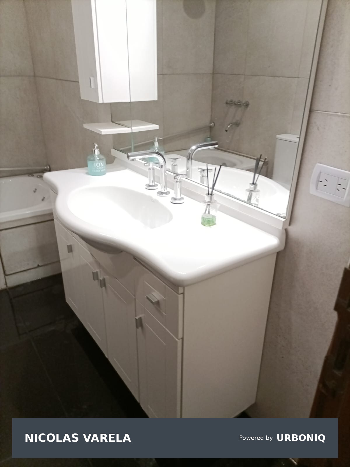 Venta PH 5 ambientes con terraza en Flores