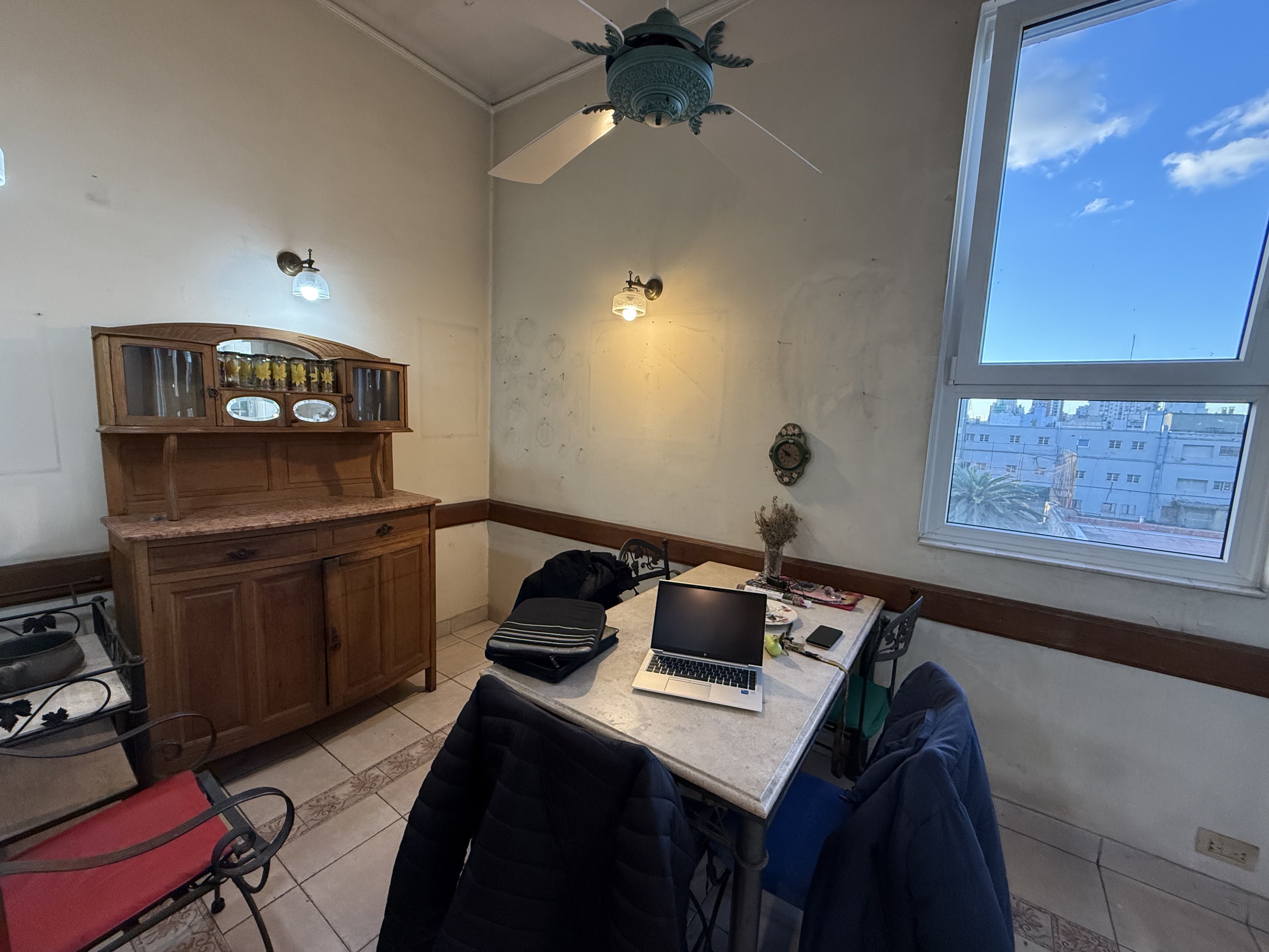 Venta Semipiso Apto Profesional con Baulera | Balvanera