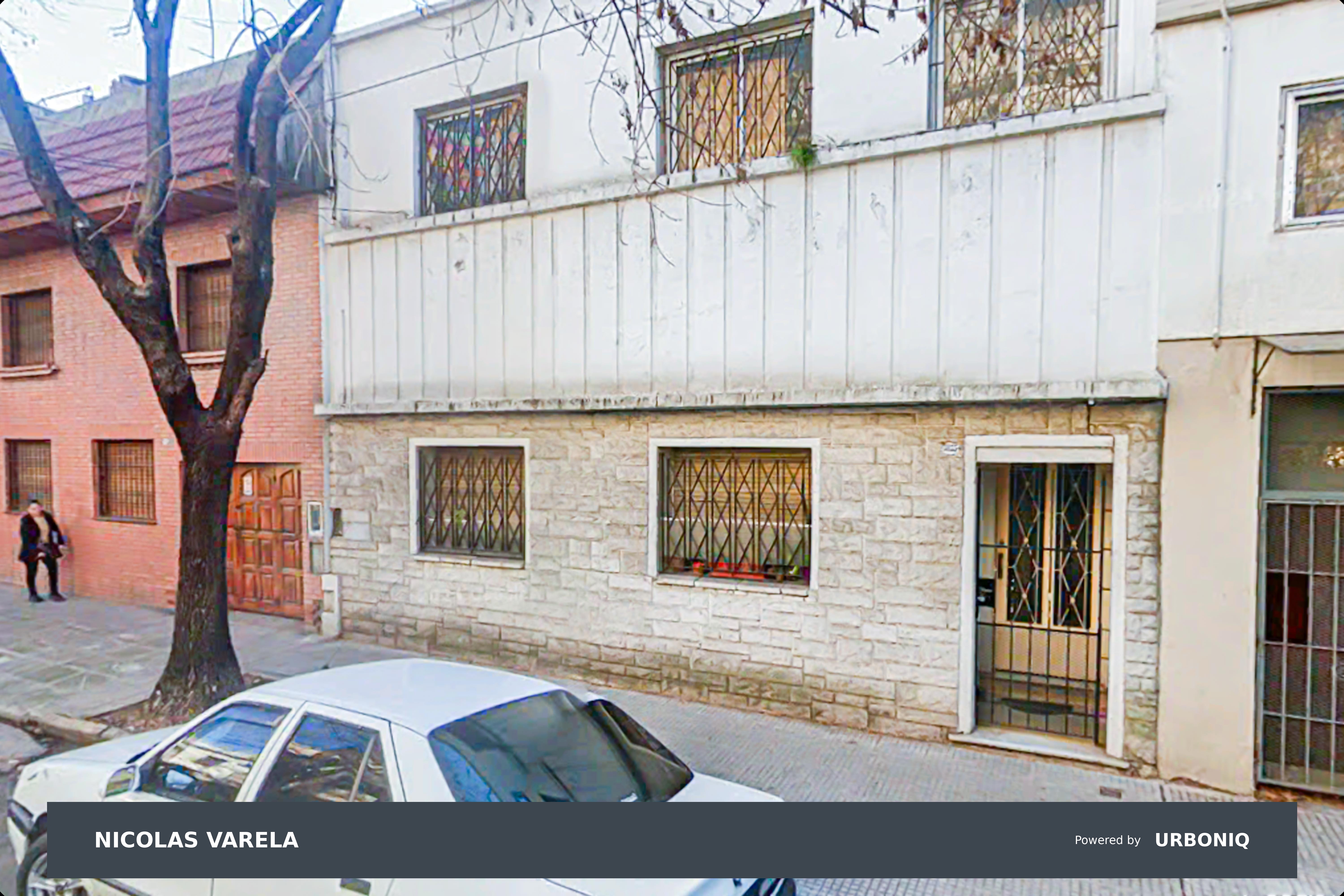 VENTA CASA 4 AMBIENTES, CON TERRAZA, PATIO, QUINCHO Y PARRILLA EN ALMAGRO