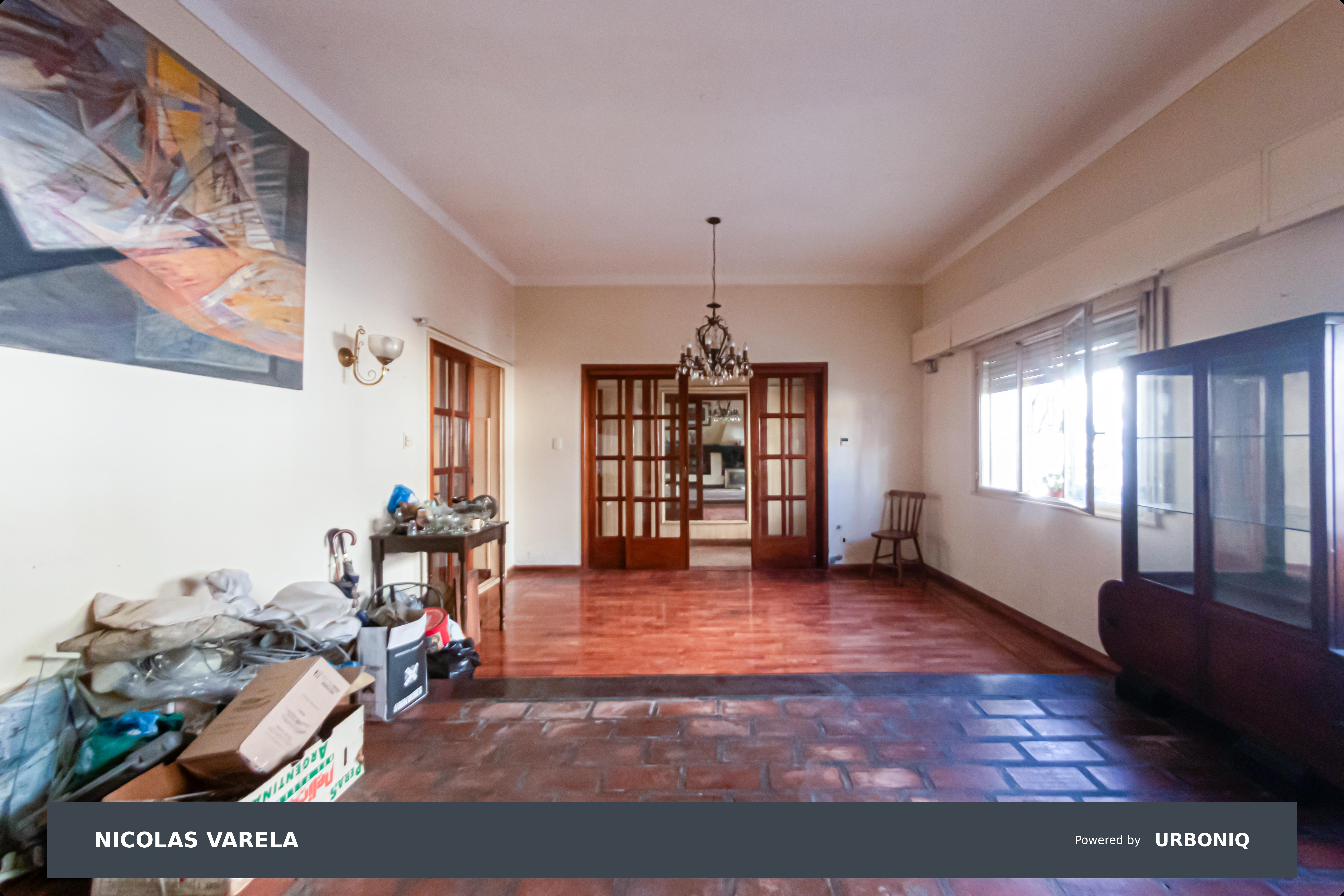 VENTA CASA 4 AMBIENTES, CON TERRAZA, PATIO, QUINCHO Y PARRILLA EN ALMAGRO