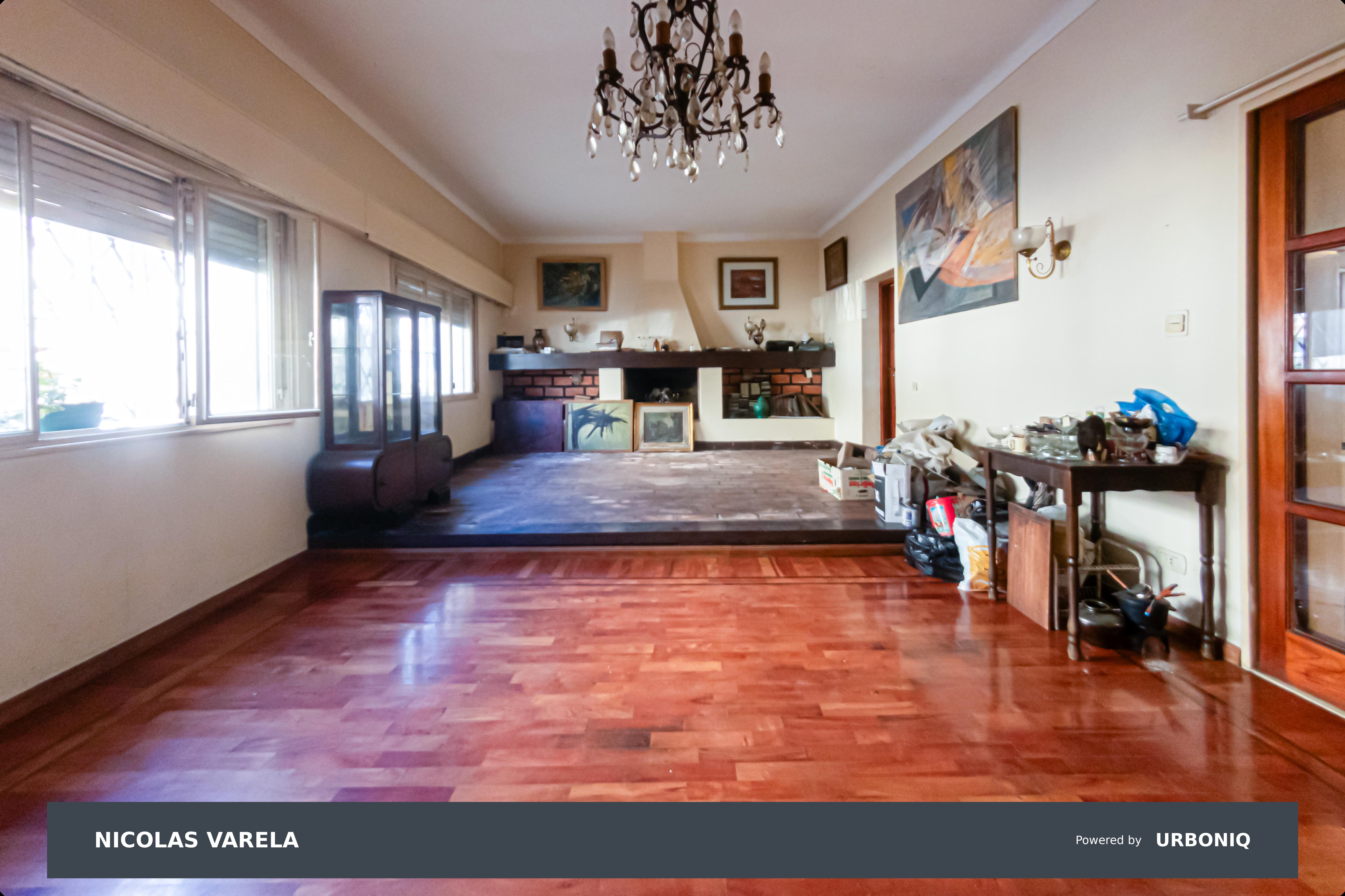 VENTA CASA 4 AMBIENTES, CON TERRAZA, PATIO, QUINCHO Y PARRILLA EN ALMAGRO