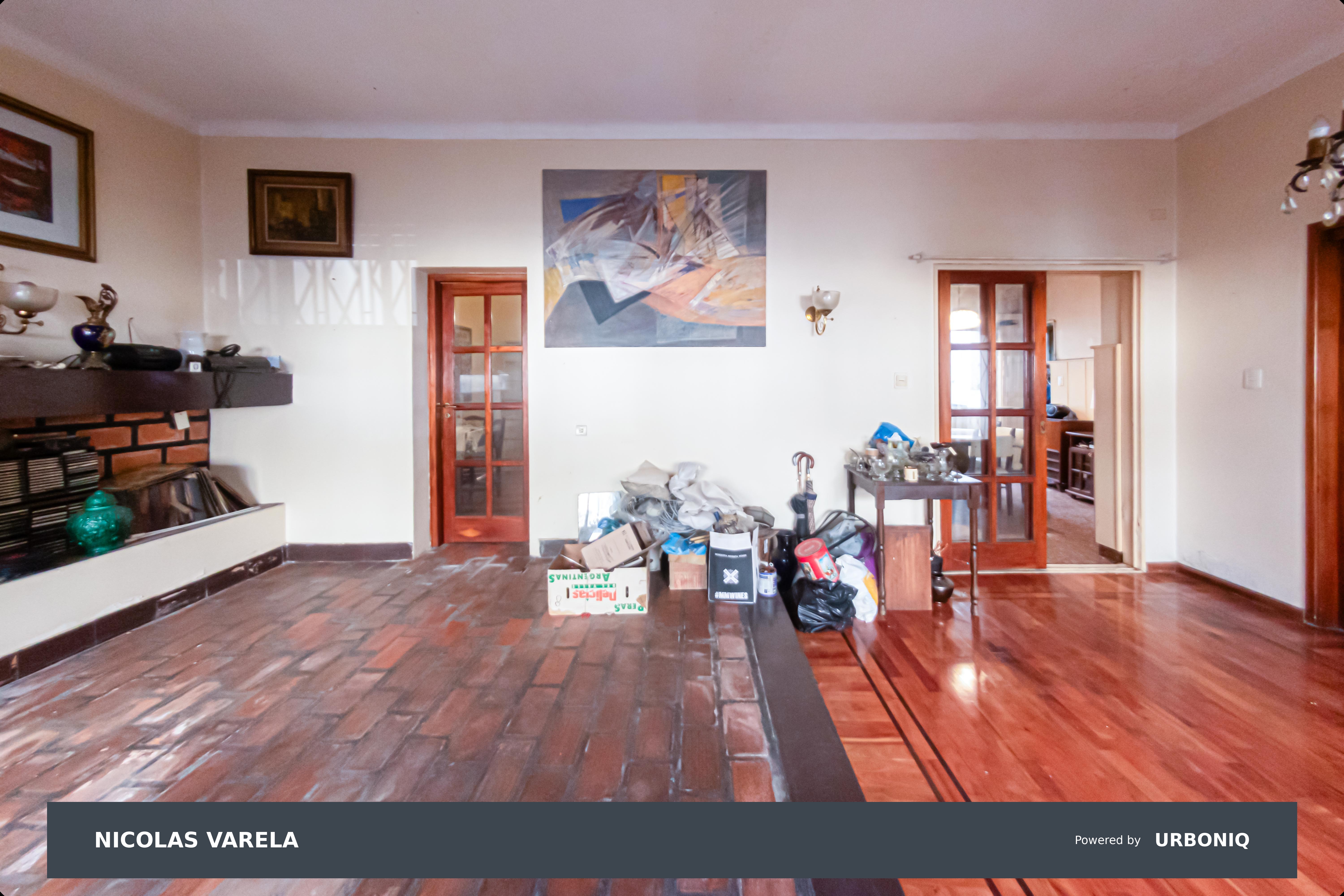 VENTA CASA 4 AMBIENTES, CON TERRAZA, PATIO, QUINCHO Y PARRILLA EN ALMAGRO