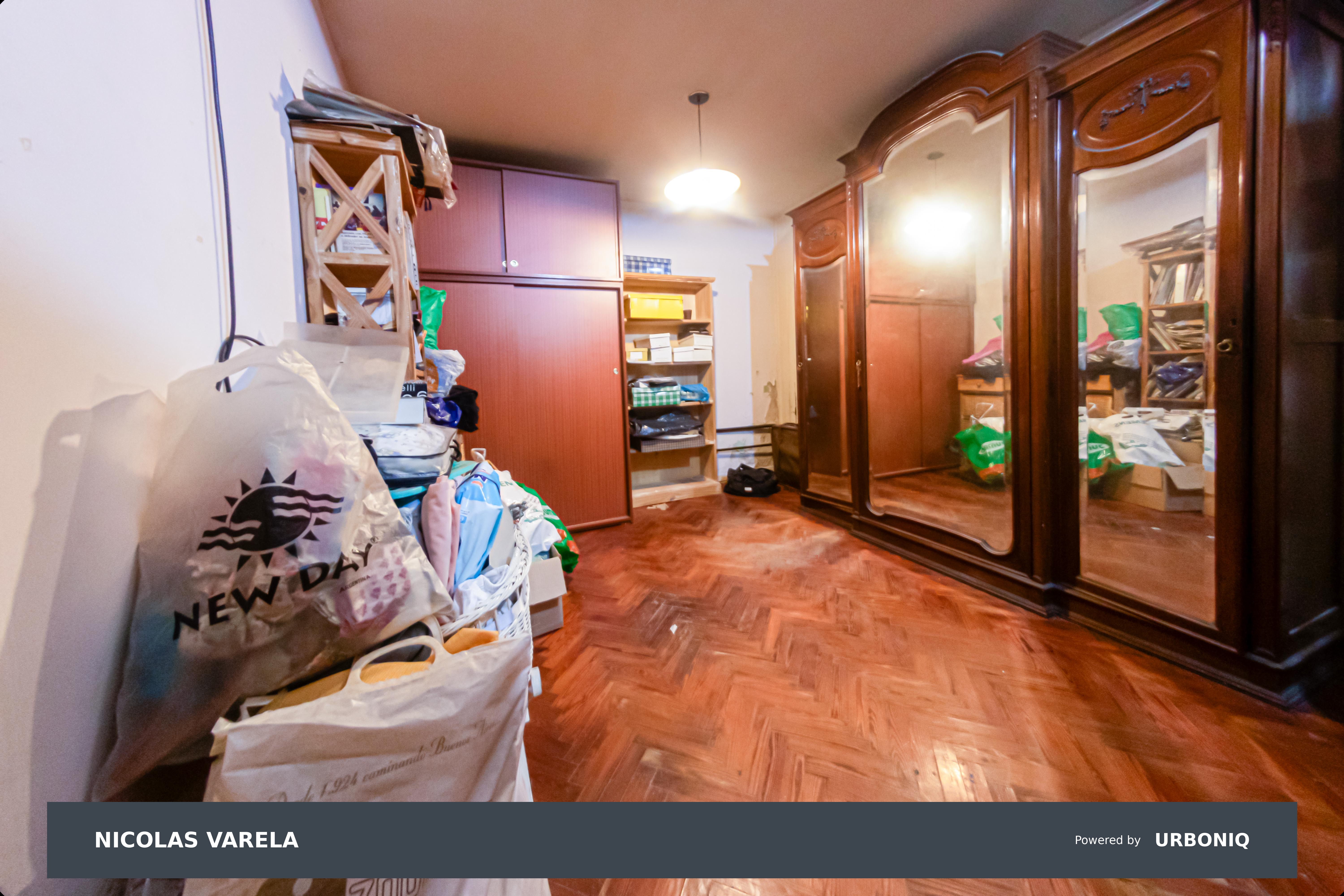 VENTA CASA 4 AMBIENTES, CON TERRAZA, PATIO, QUINCHO Y PARRILLA EN ALMAGRO