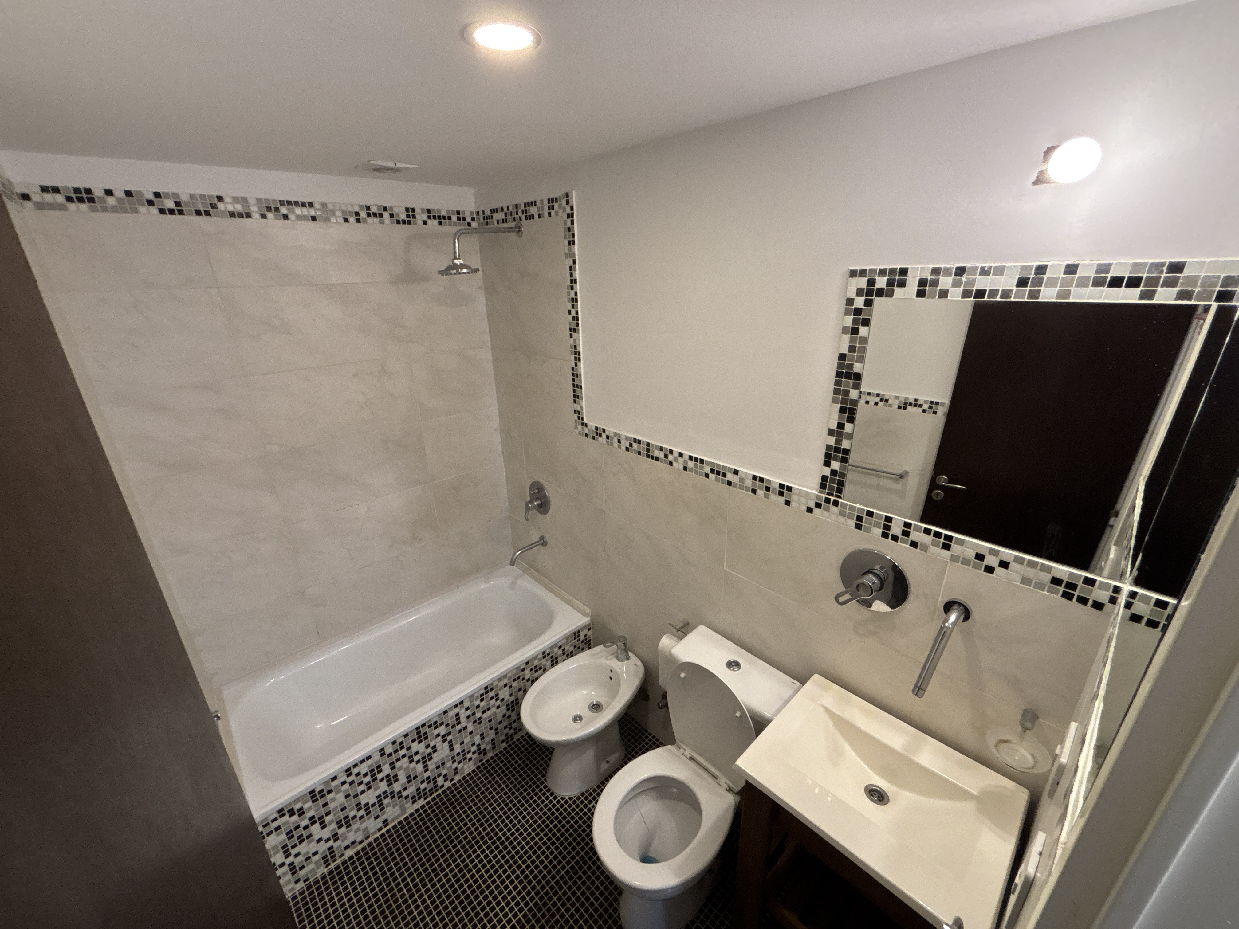 Venta Departamento con Cochera en el corazón de San Fernando