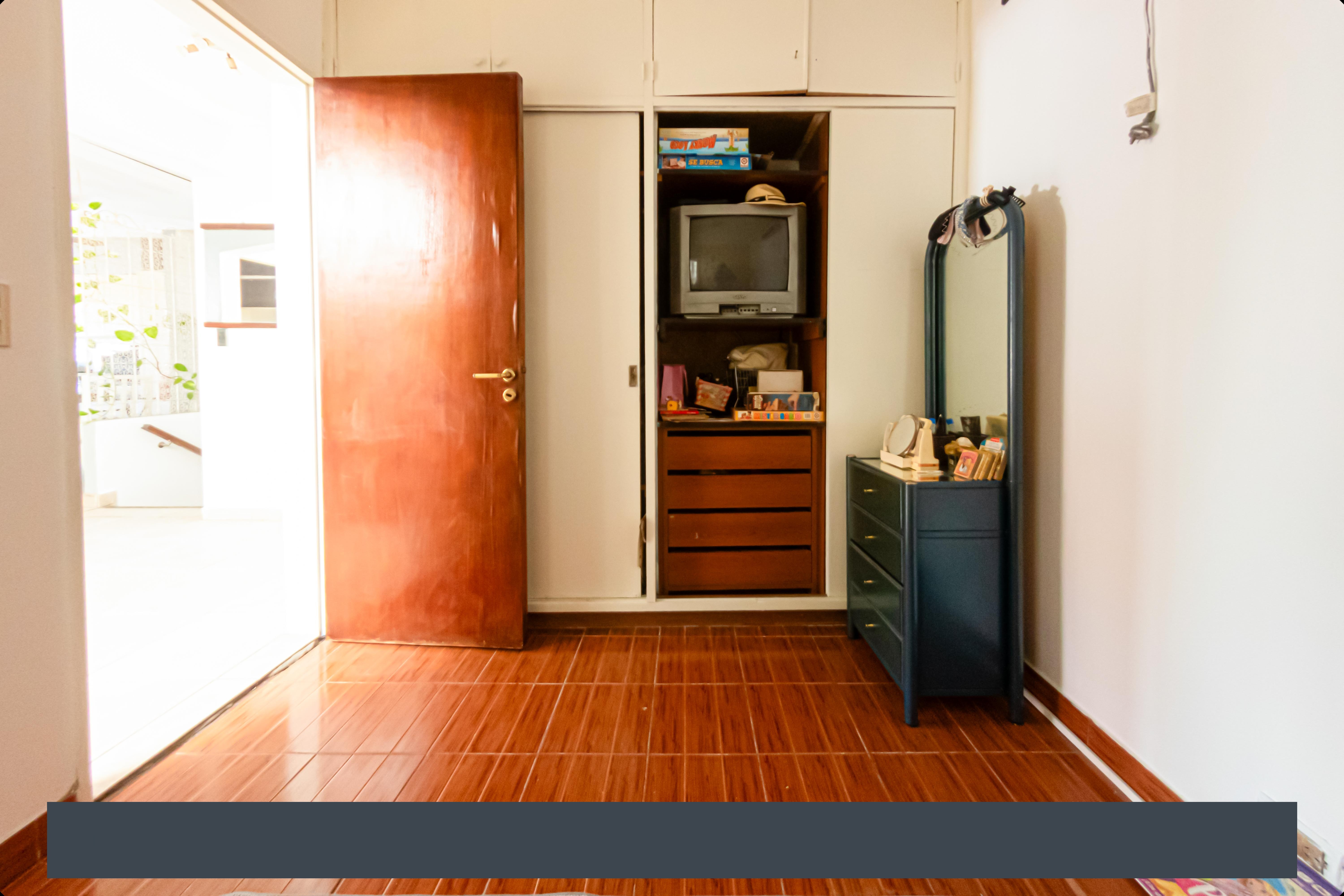 VENTA PH 5 AMBIENTES CON TERRAZA PROPIA Y GARAGE- APTO CREDITO.