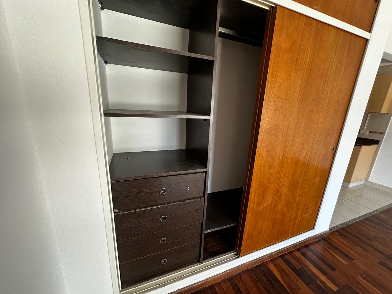 Alquiler Monoambiente con balcon y pileta en Caballito