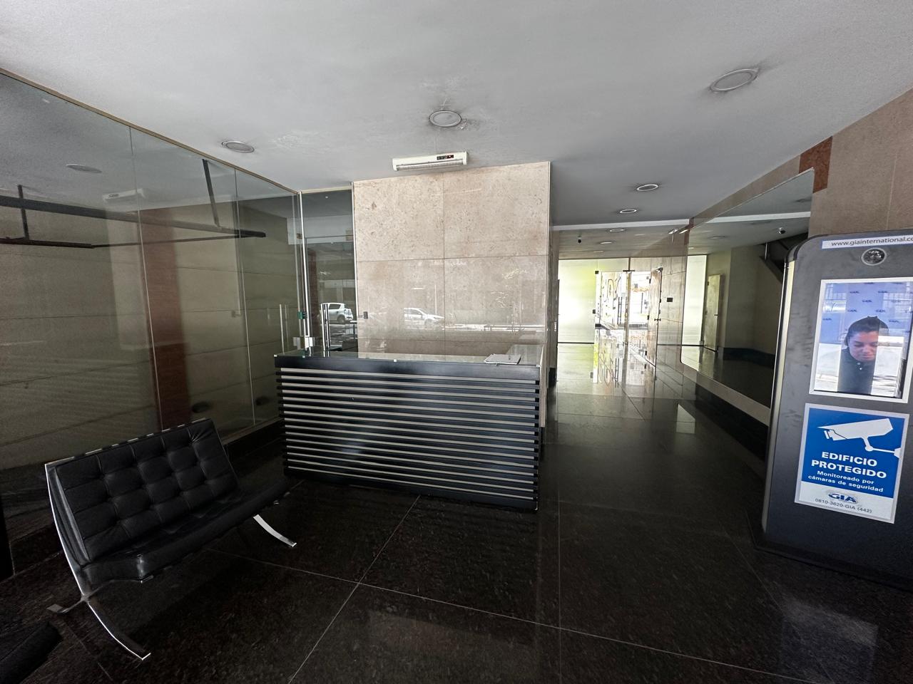 Alquiler Monoambiente con balcon y pileta en Caballito