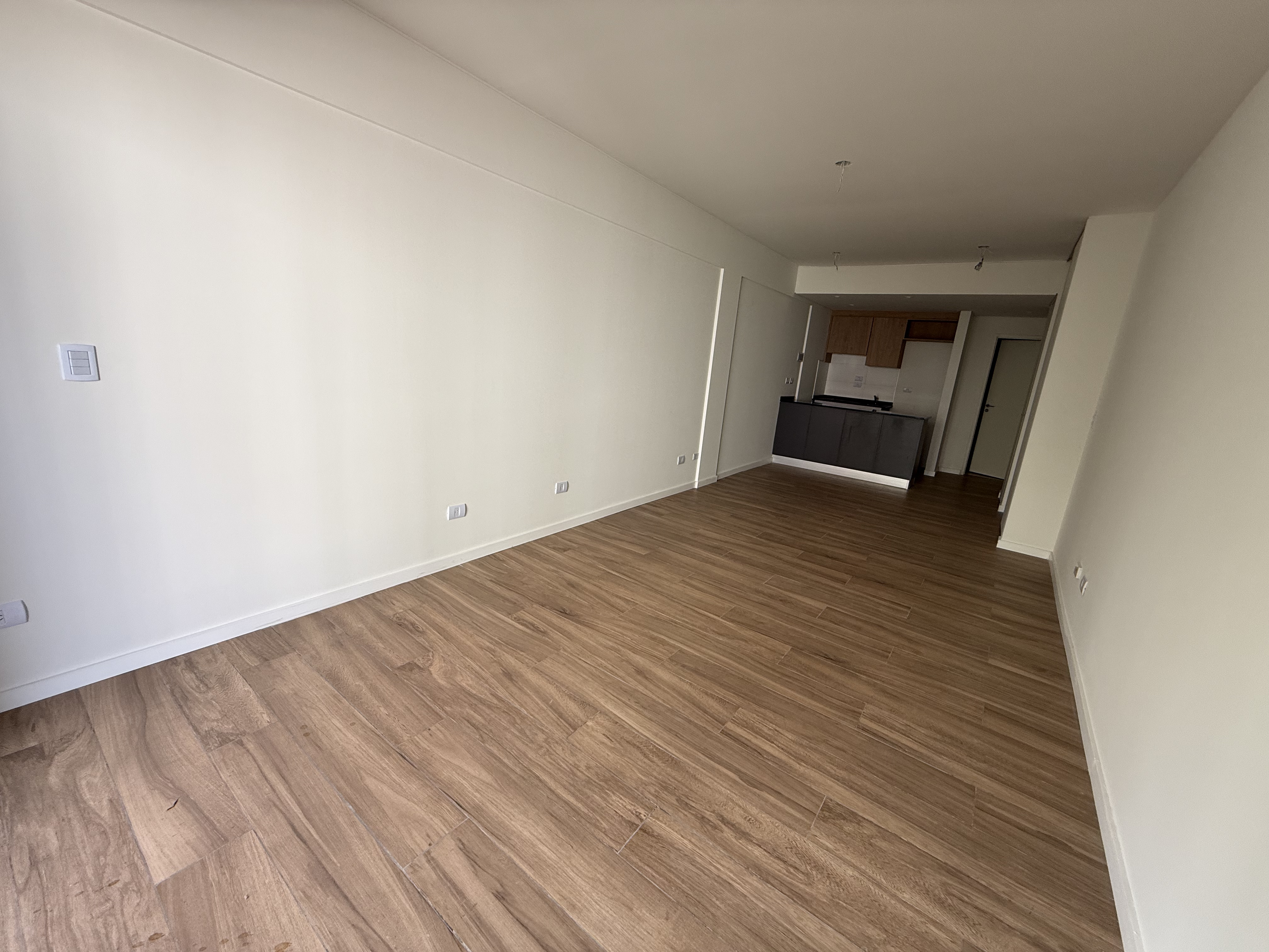Departamento Monoambiente en pozo con balcón - Almagro - Financiación 100%