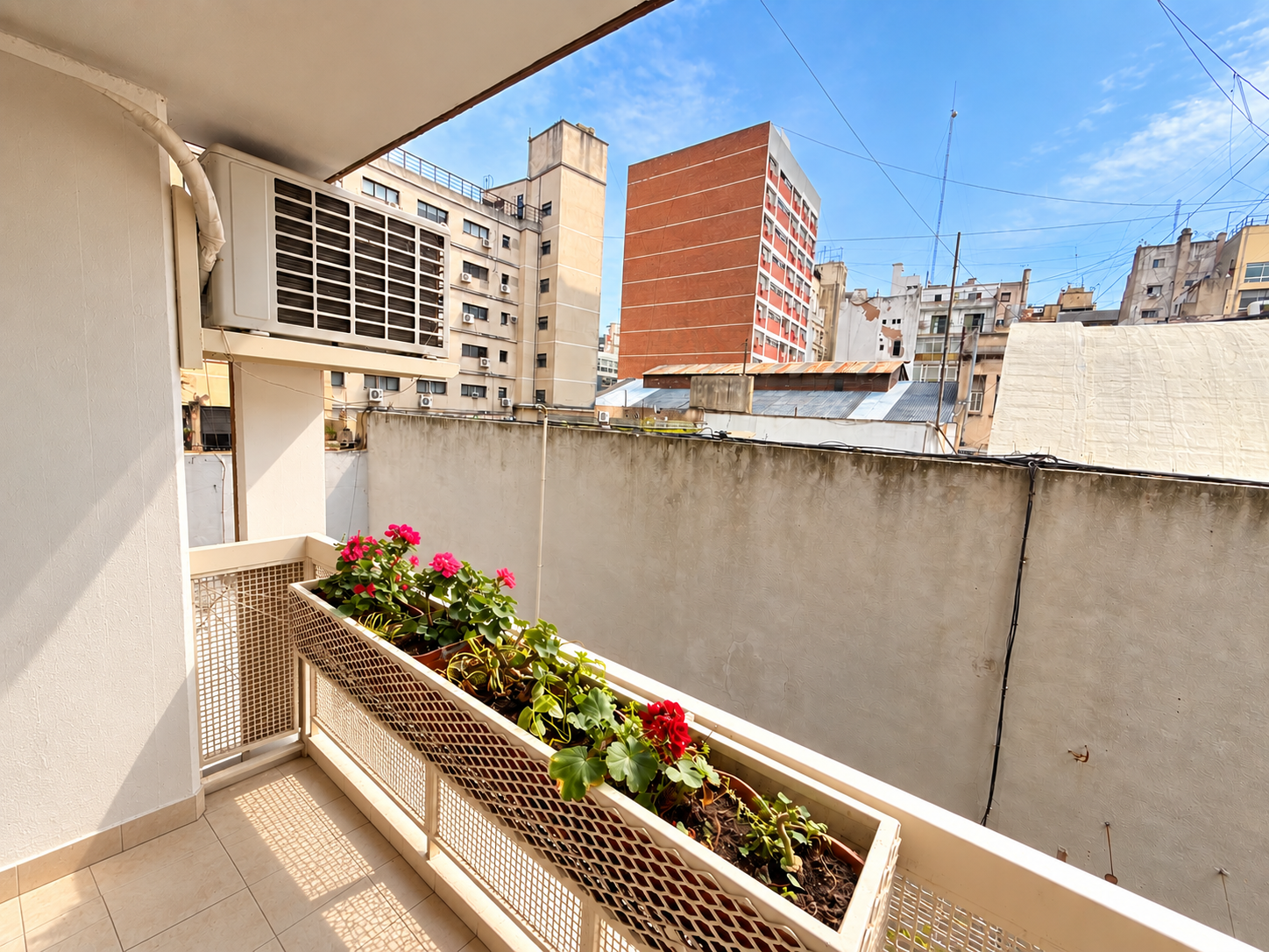 Alquiler departamento 2 ambientes de categoria - Plaza San Martin