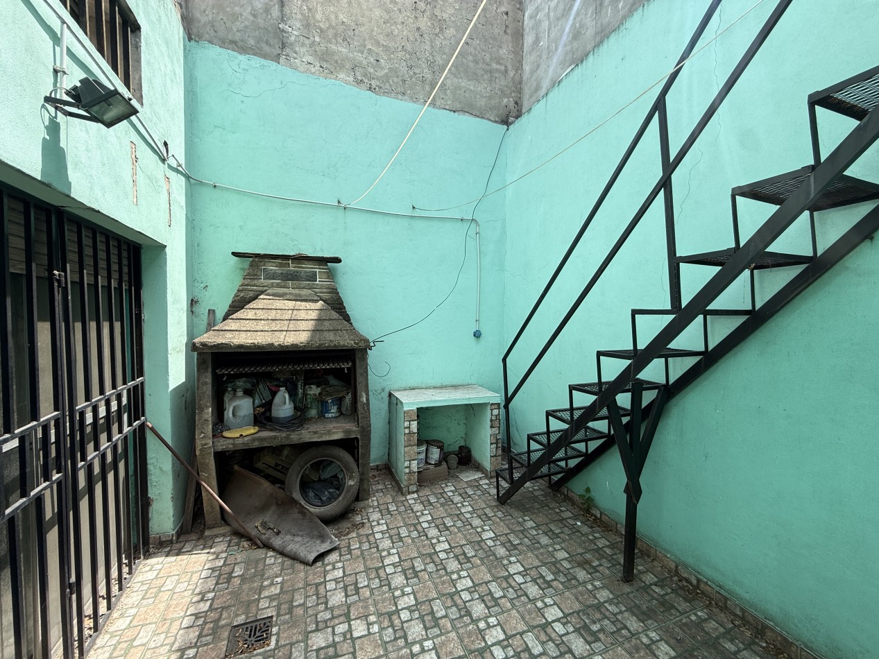 VENTA PH DE 3 AMBIENTES CON PATIO Y TERRAZA PROPIA EN LUGANO, foto 9