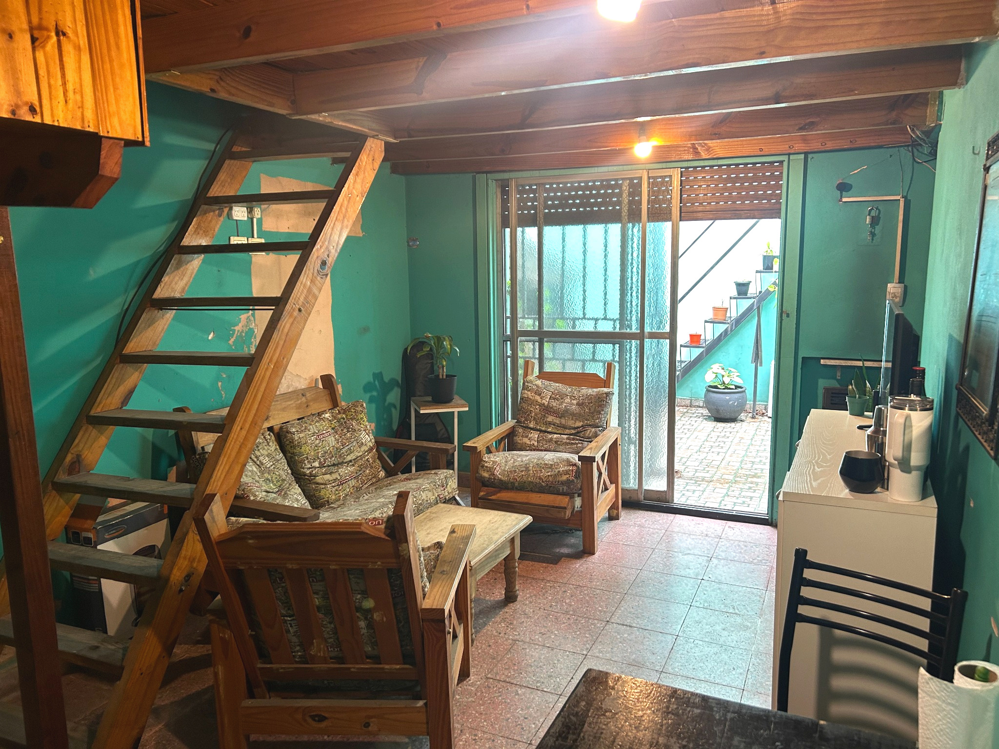 VENTA PH DE 3 AMBIENTES CON PATIO Y TERRAZA PROPIA EN LUGANO, foto 3