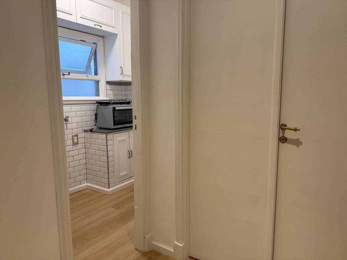 Alquiler monoambiente reciclado a nuevo en Recoleta - (Arenales y Rodríguez Peña)