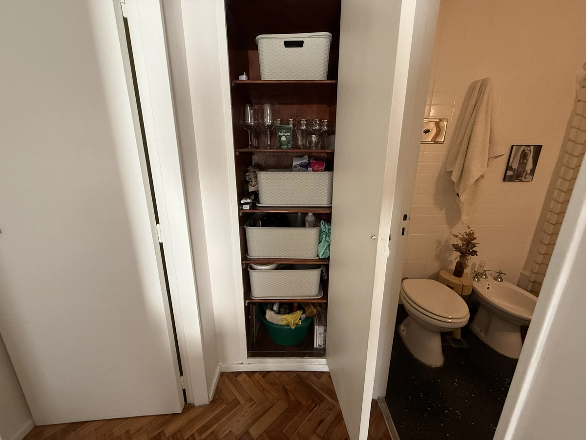 Venta departamento 2amb luminoso en Caballito