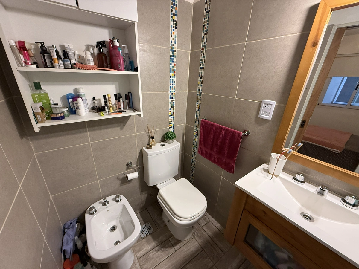 Venta departamento 2 ambientes reciclado en Caballito