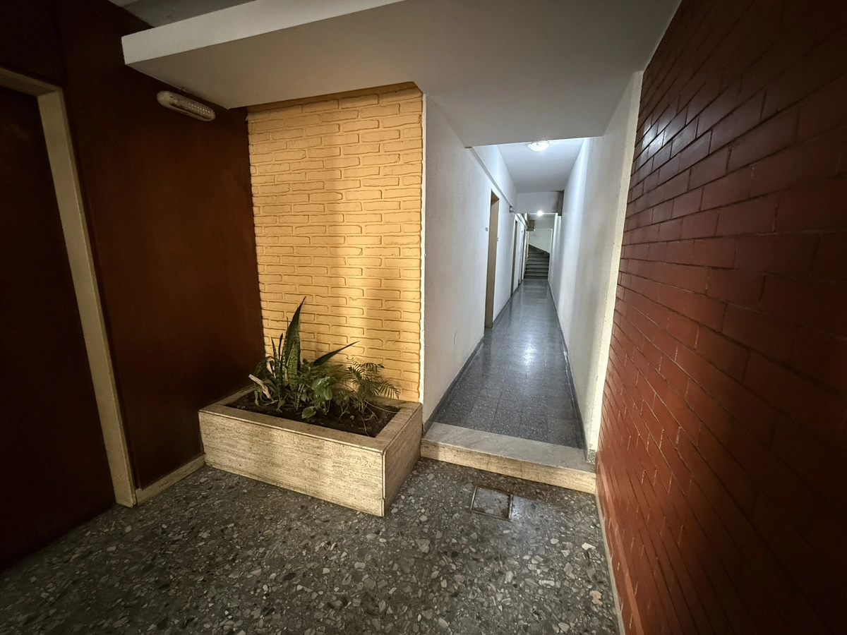 Venta departamento 2 ambientes reciclado en Caballito