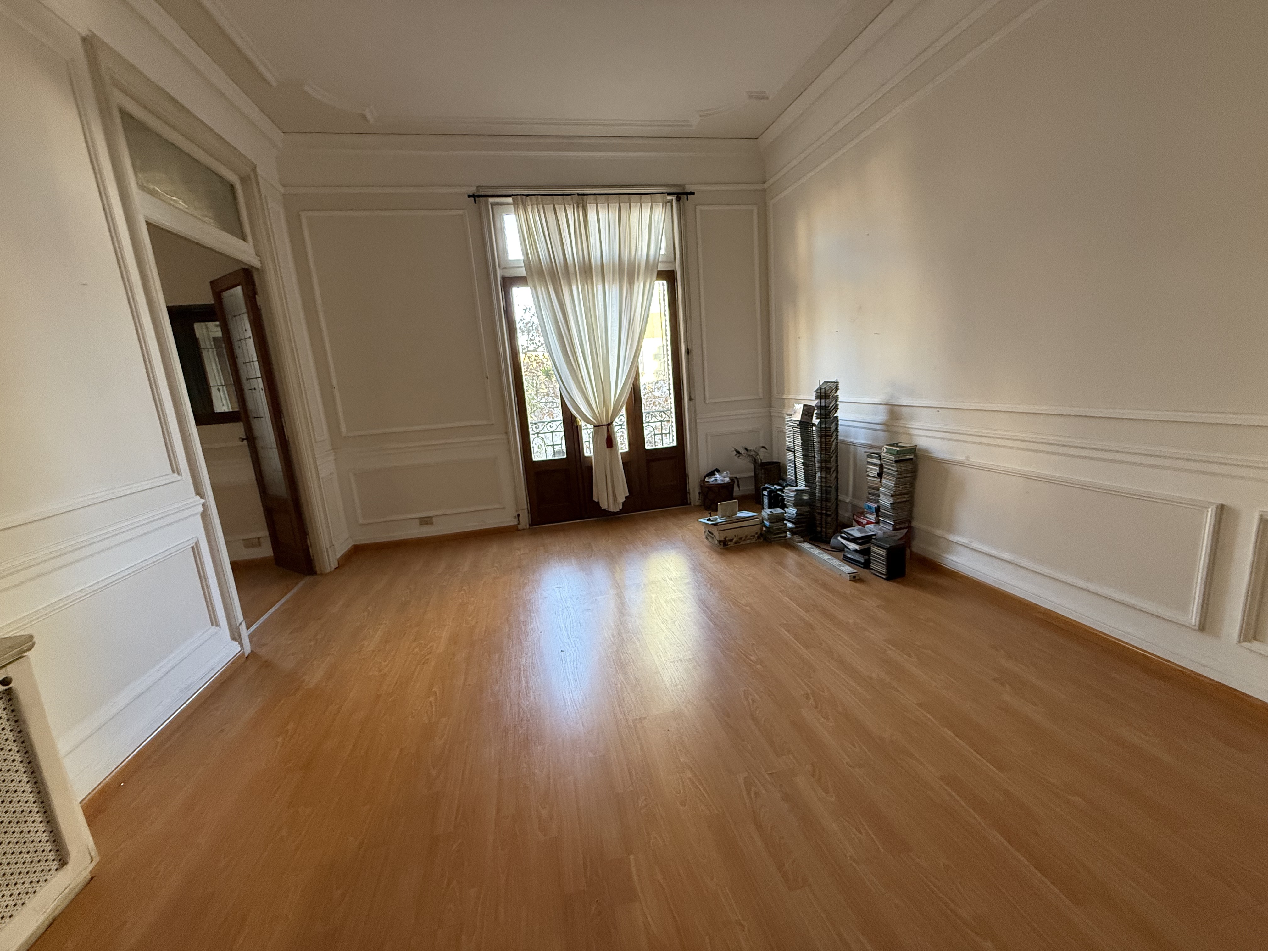 Venta departamento Semipiso al frente con Baulera Apto Profesional en Balvanera