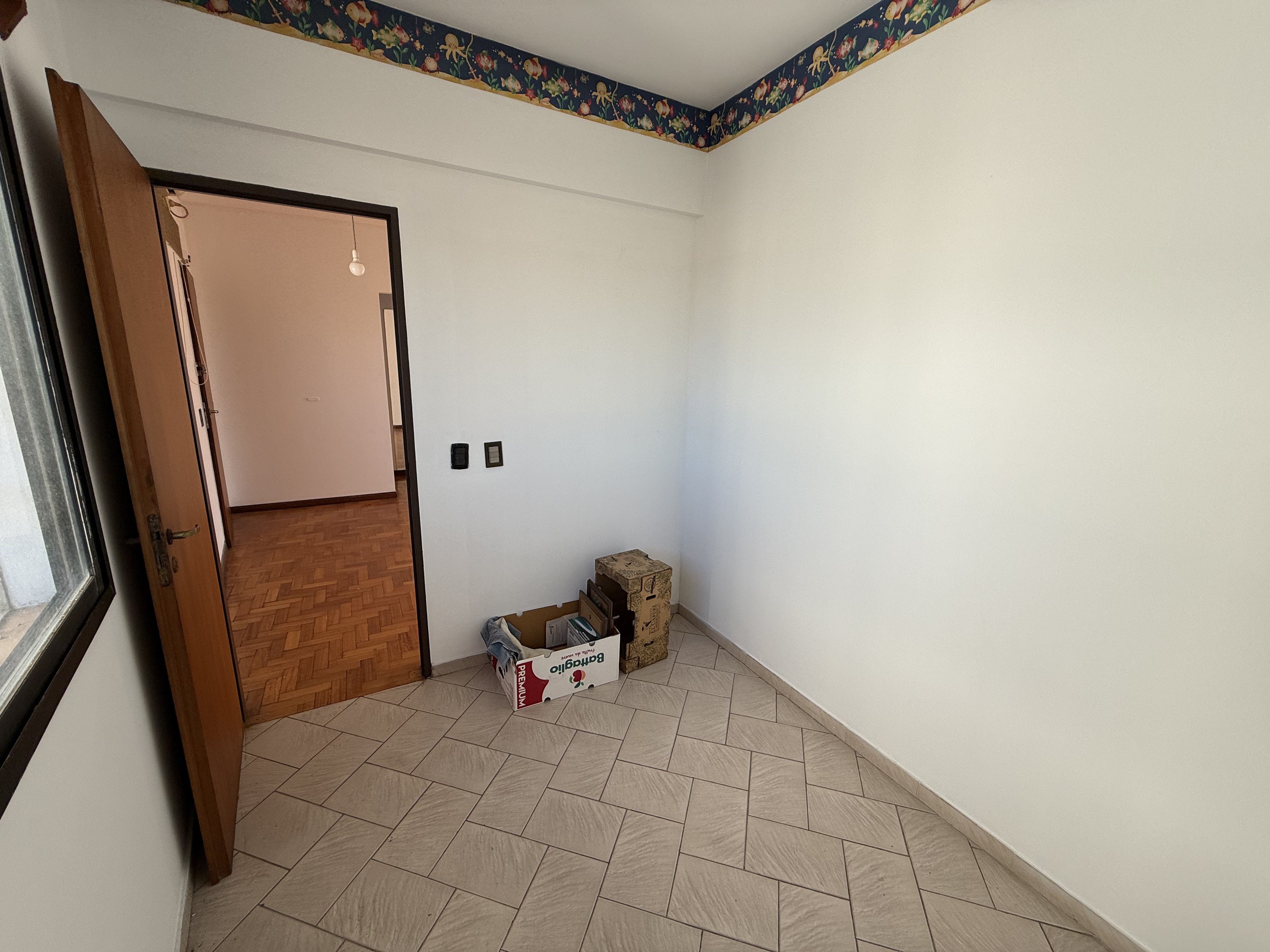 Venta Departamento 3 Ambientes con Balcón al Frente en Villa Ballester