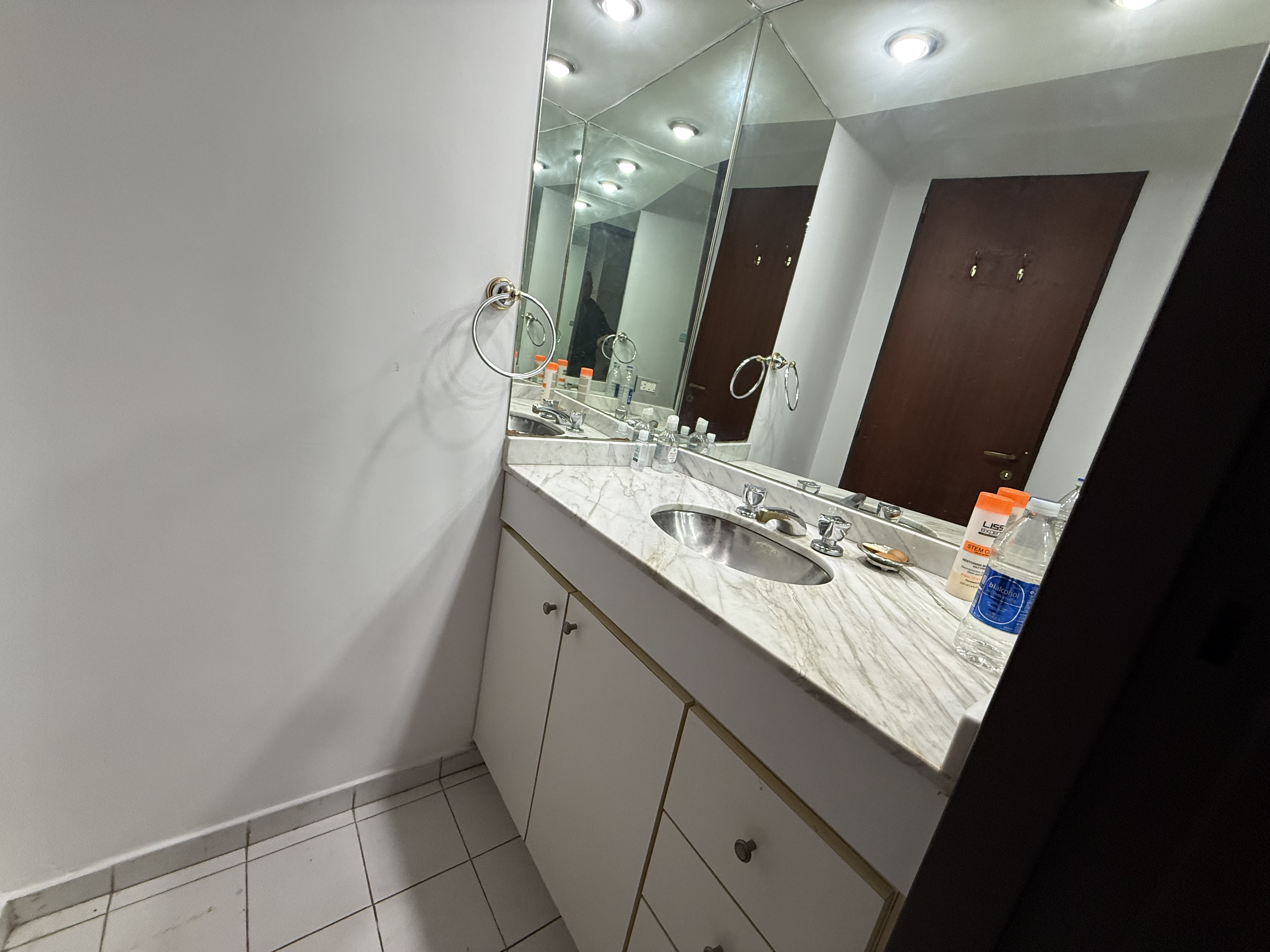 Venta Departamento 3 Ambientes con Balcón al Frente en Villa Ballester