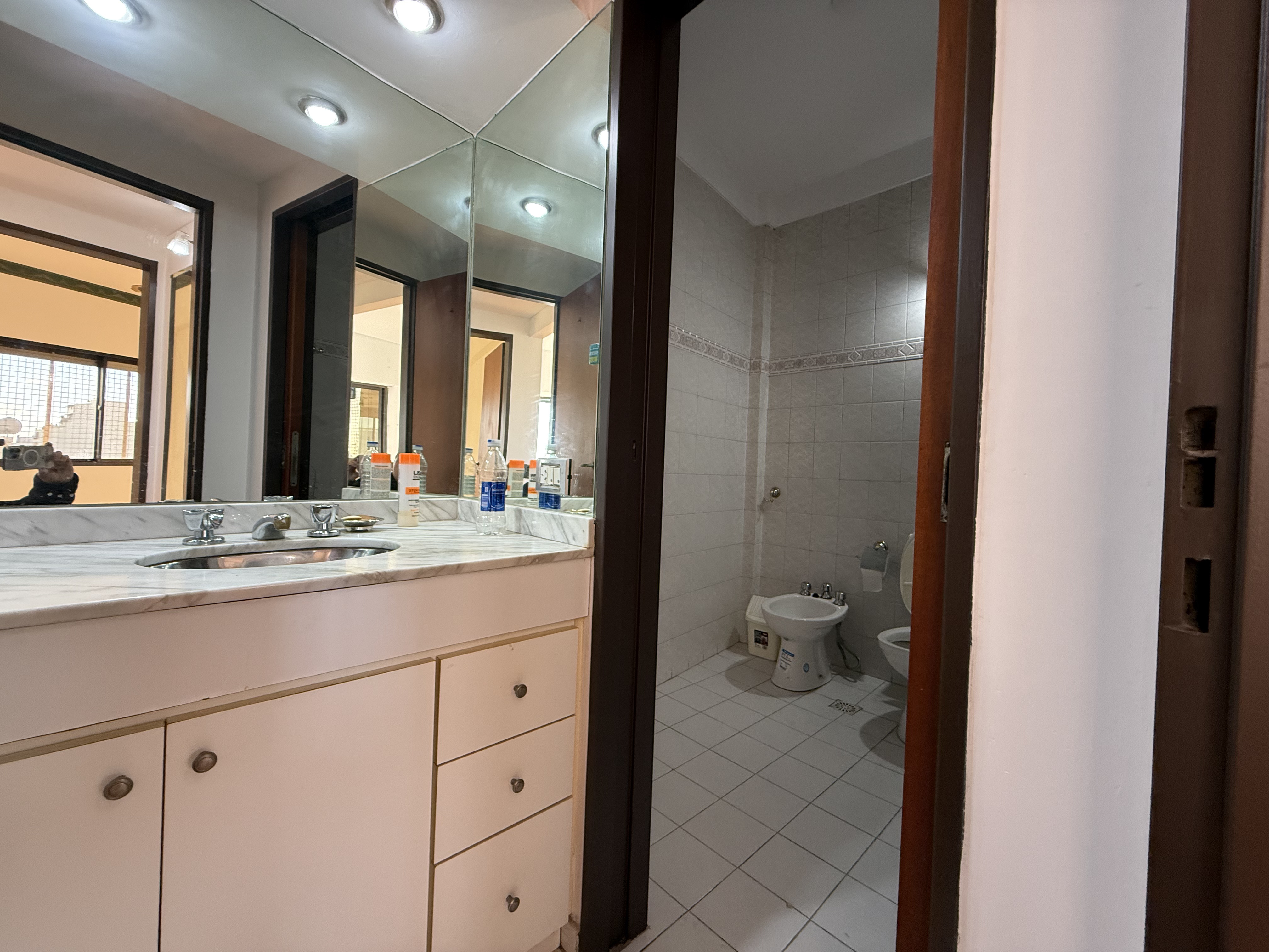 Venta Departamento 3 Ambientes con Balcón al Frente en Villa Ballester